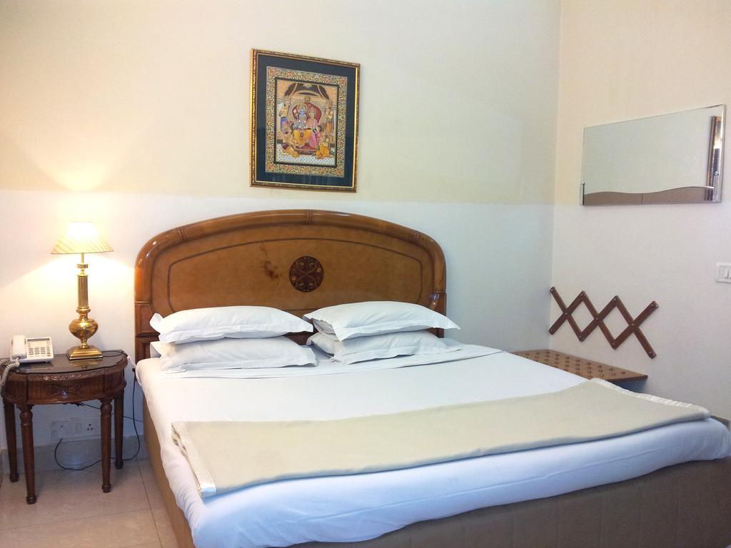 Bajaj Indian Home Stay Нью-Дели Номер фото